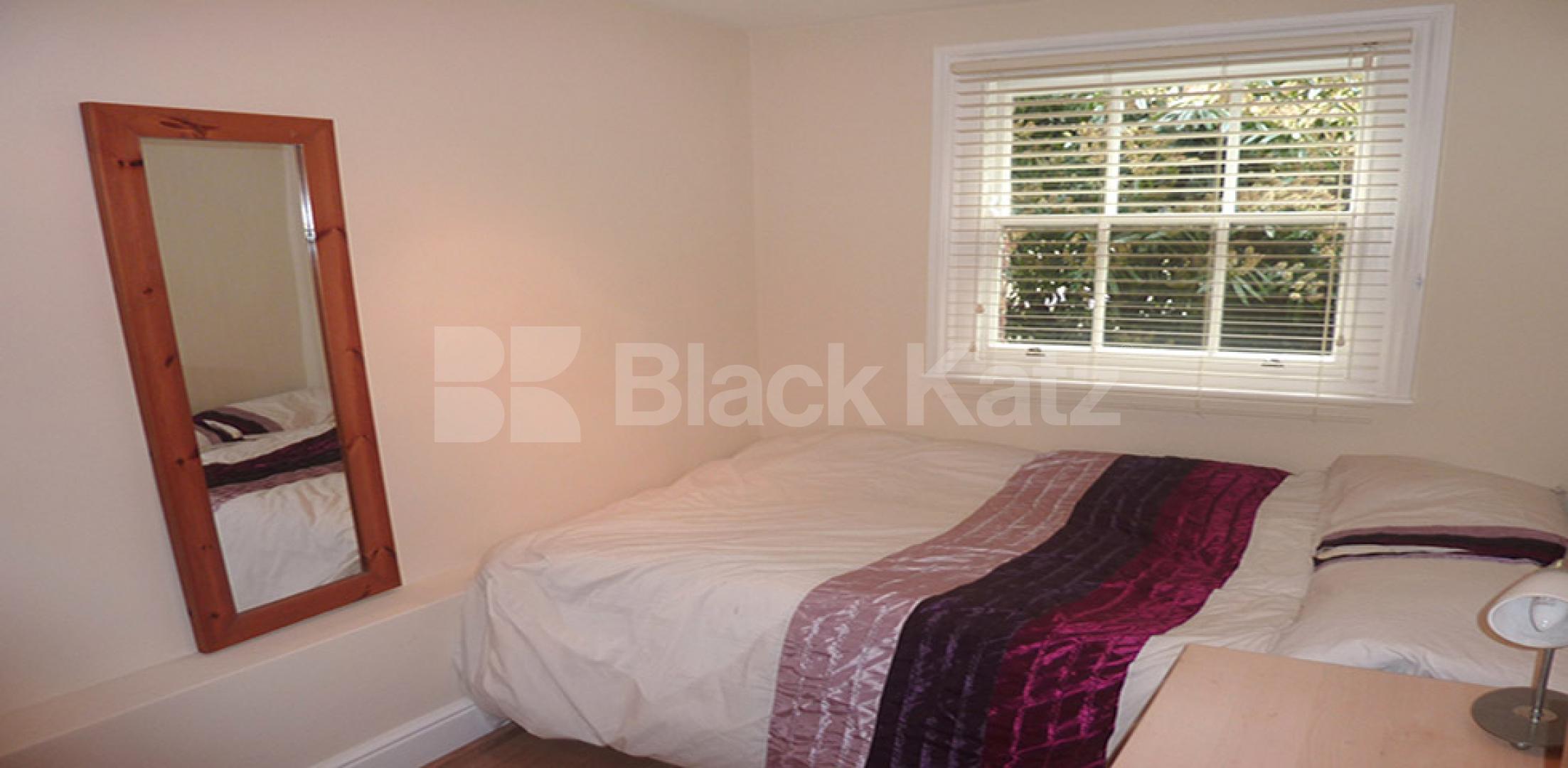 			NEW INSTRUCTION!, 3 Bedroom, 1 bath, 1 reception Flat			 Camden Street, CAMDEN